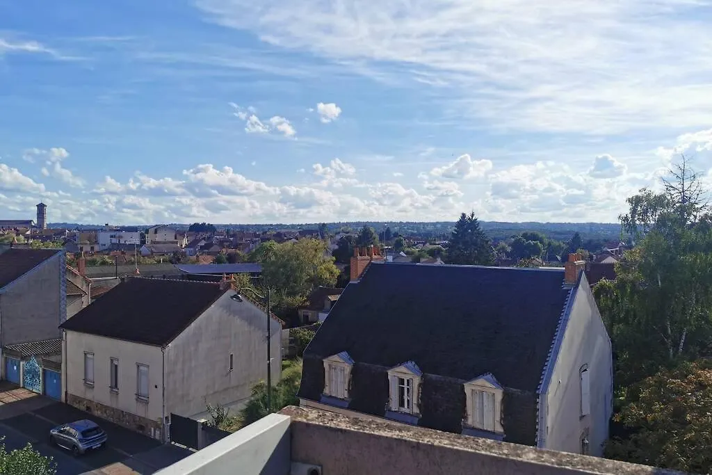 Appartement, Charmant Type F1 37M2 Vue Degagee, Commentry